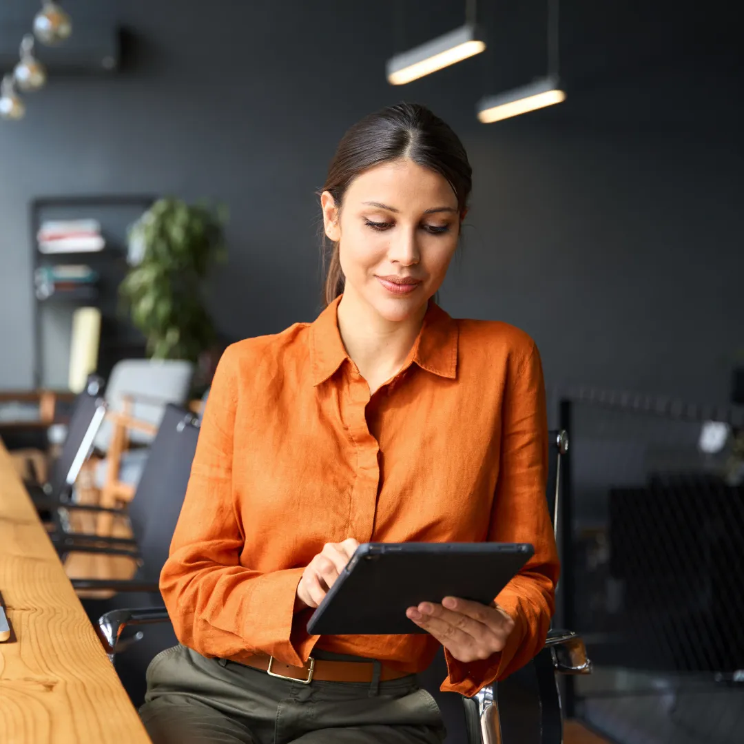 Dignitas platform preview on desktop and mobile